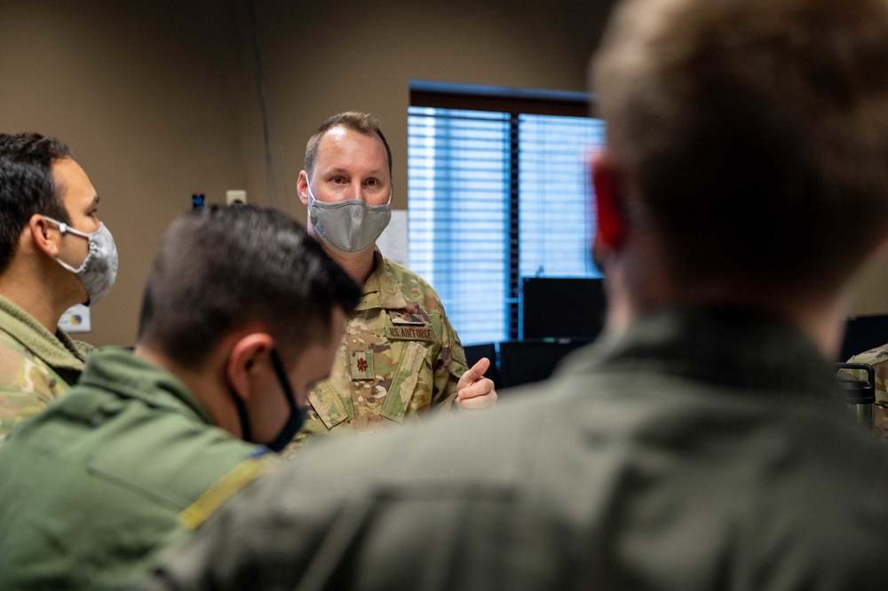 3rd AS aircrew train for global airlift