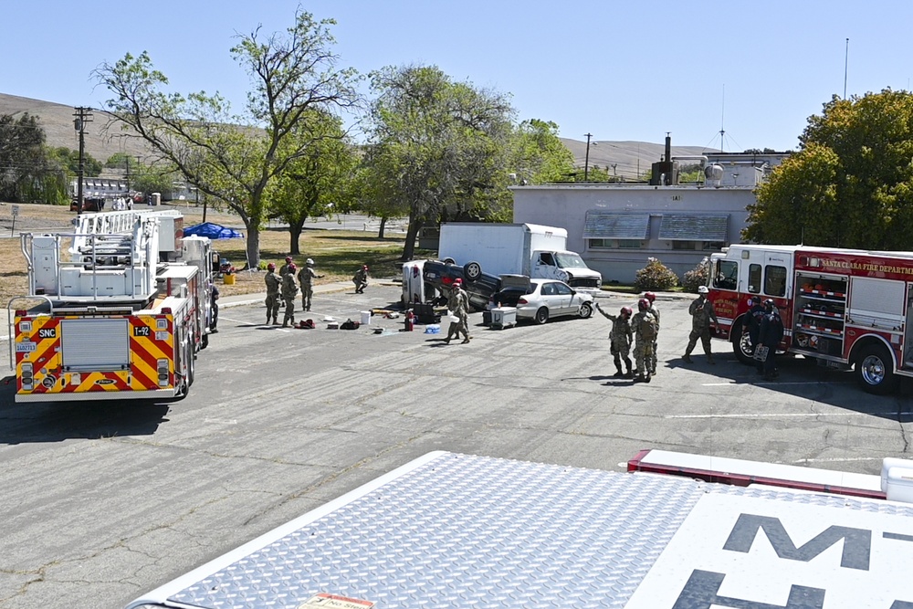 Hawaii and California Guard integrate with local first responders during exercise Sentinel Response