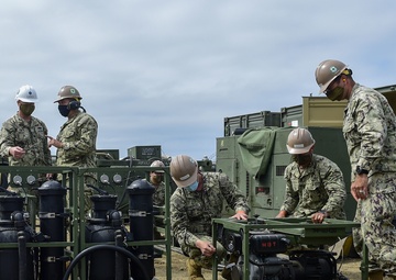 NMCB-3 Seabees Conduct Water Purification Training
