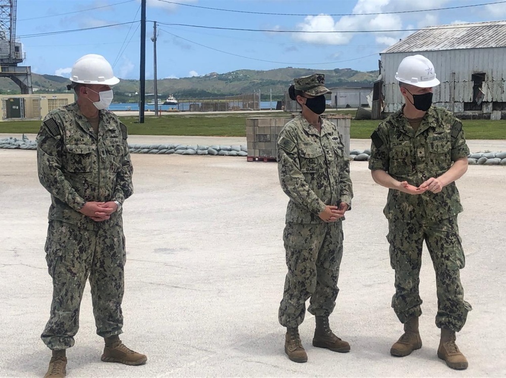 Deputy Commander, U.S. 7th Fleet visits Seabees on Naval Base Guam