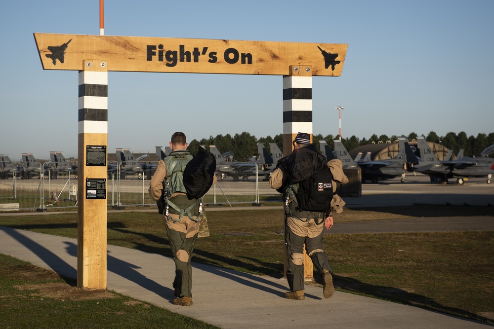 494th Fighter Squadron Deploys