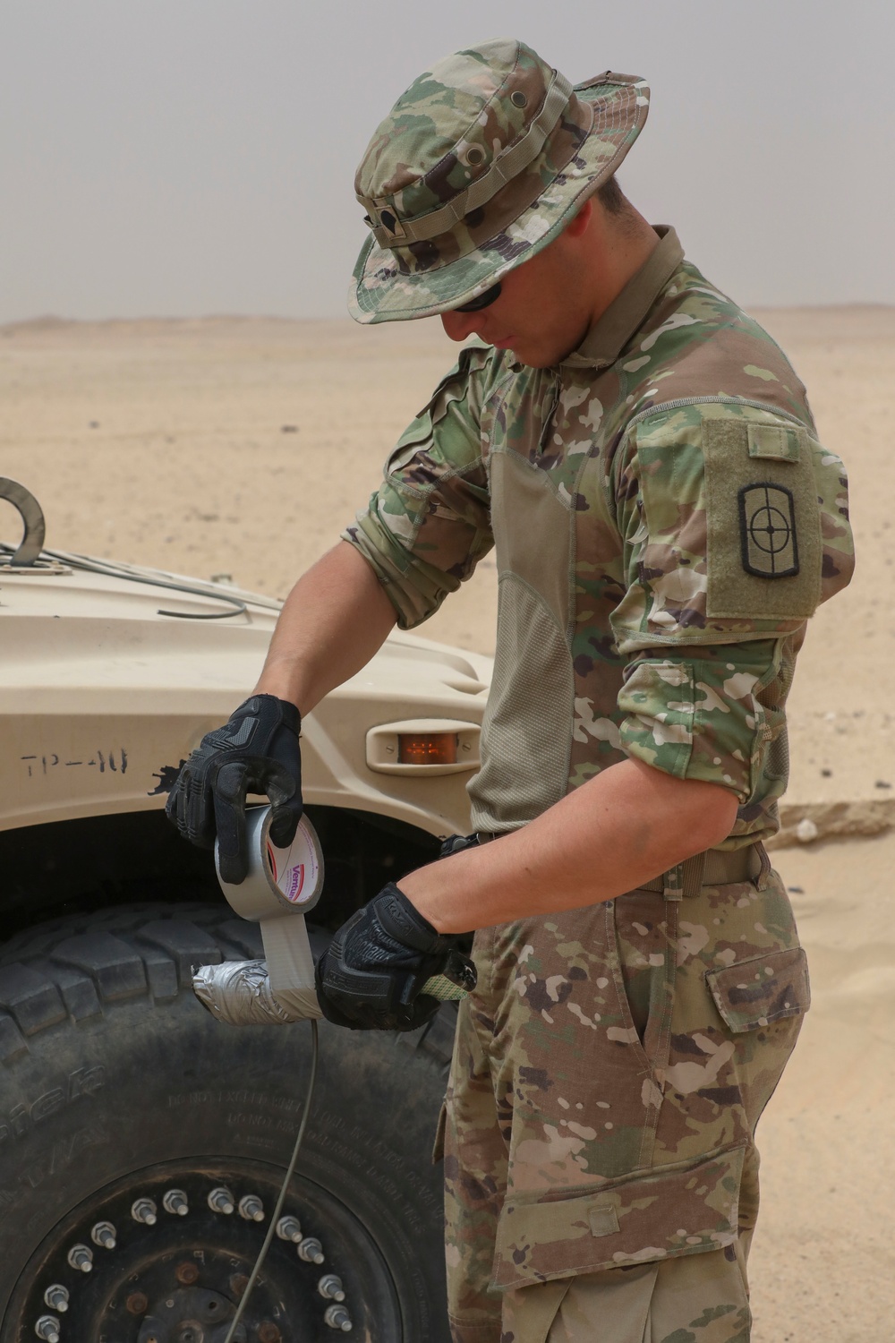 Combat Engineers train with C4 at Kuwait range