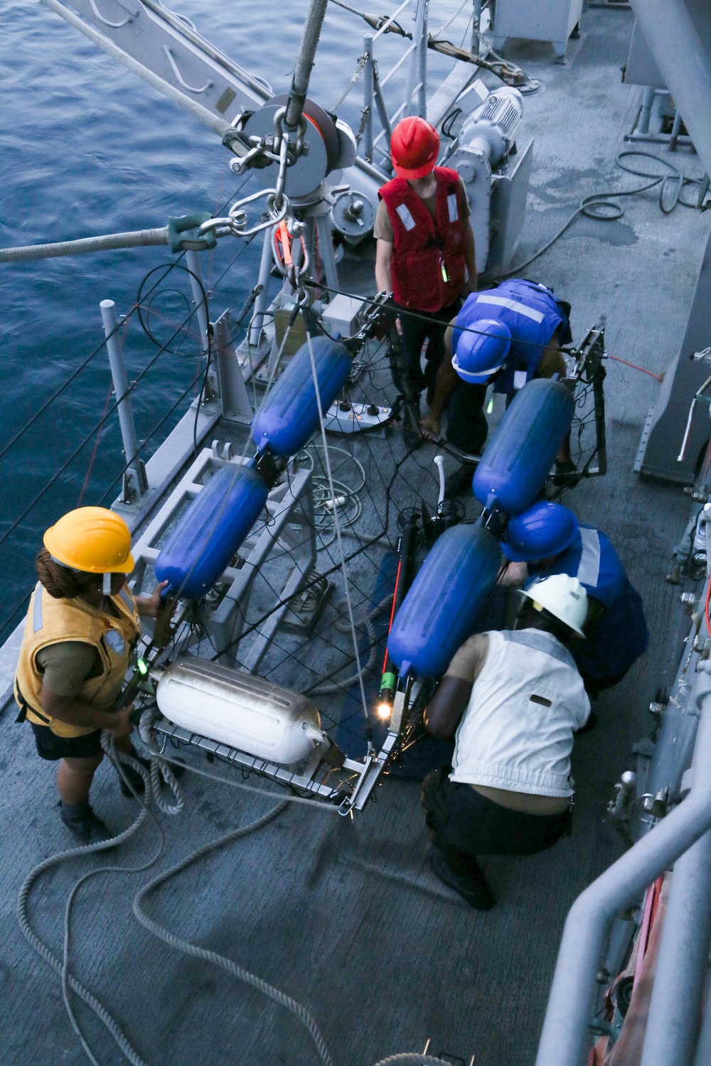 USS GLADIATOR TRANSIT ARABIAN GULF
