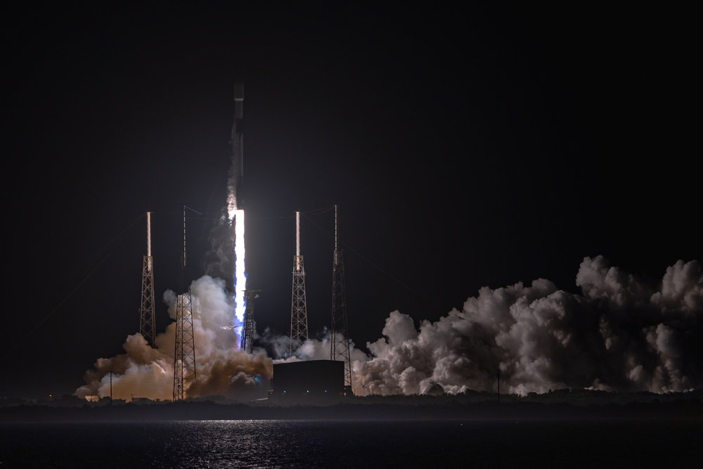 45th Space Wing Supports Successful Falcon 9 L-24 Starlink Launch