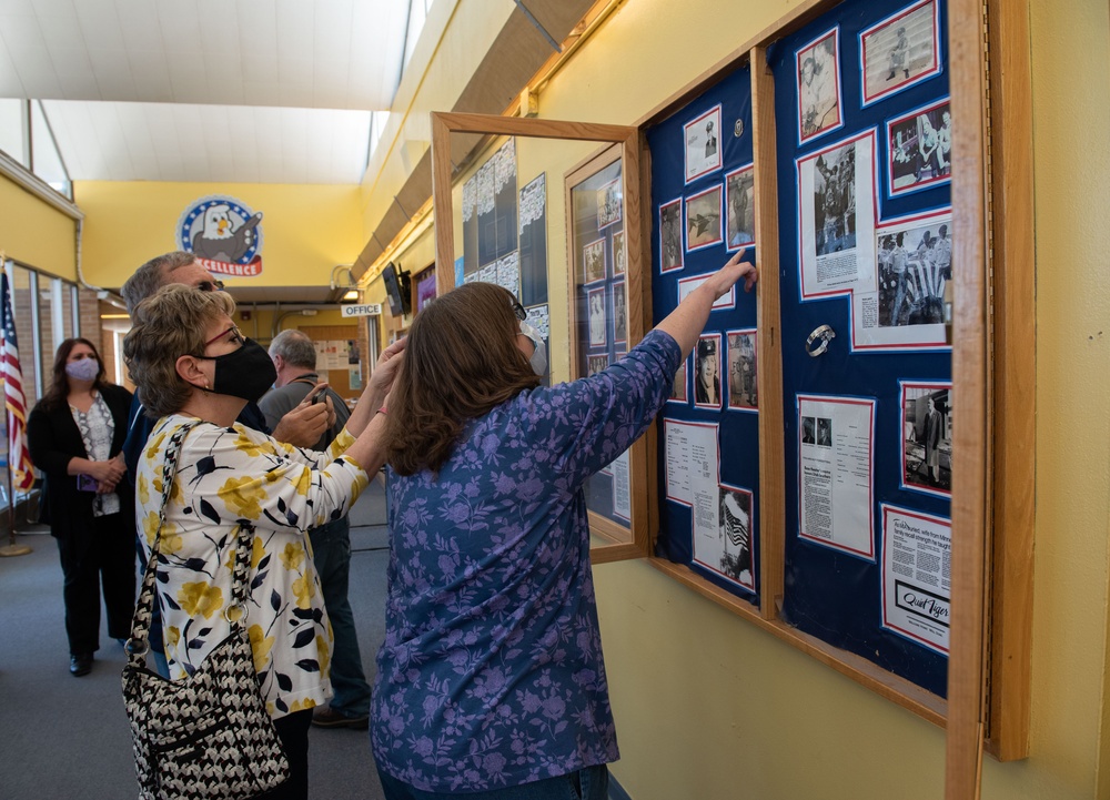 Stephensen Family tours Stephensen Elementary