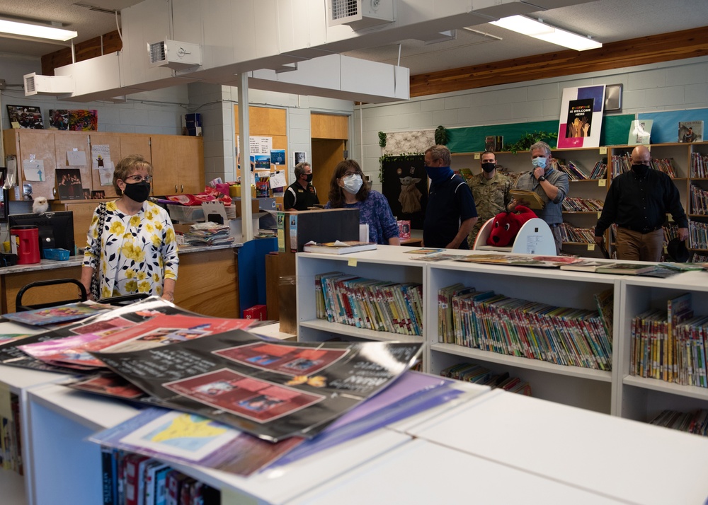 Stephensen Family tours Stephensen Elementary