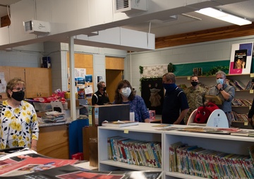 Stephensen Family tours Stephensen Elementary