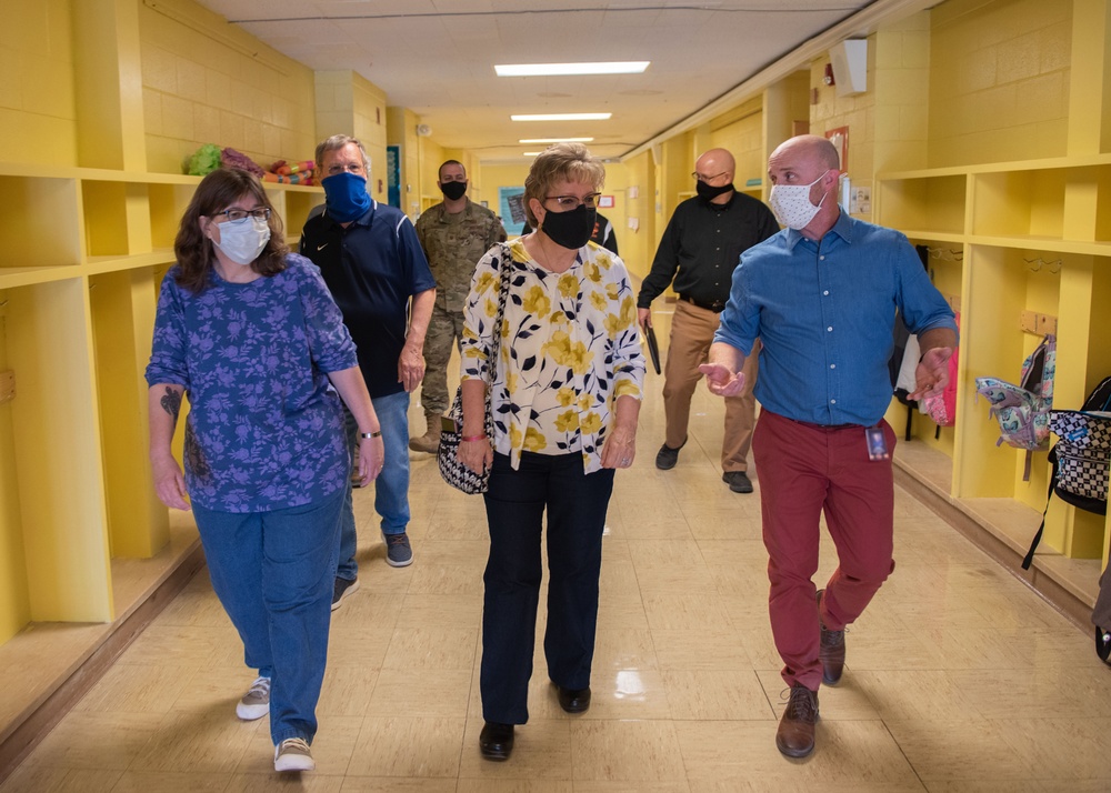 Stephensen Family tours Stephensen Elementary