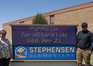 Stephensen Family tours Stephensen Elementary