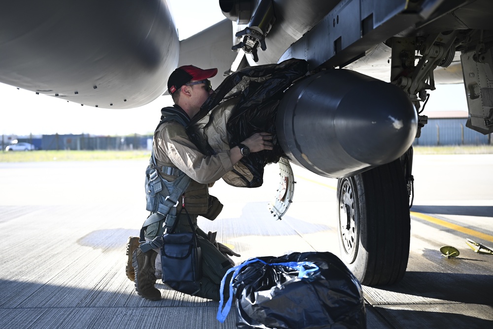 494th Fighter Squadron deploys from RAFL