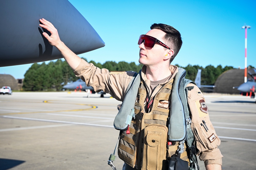 494th Fighter Squadron deploys from RAFL