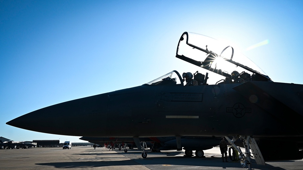 494th Fighter Squadron deploys from RAFL