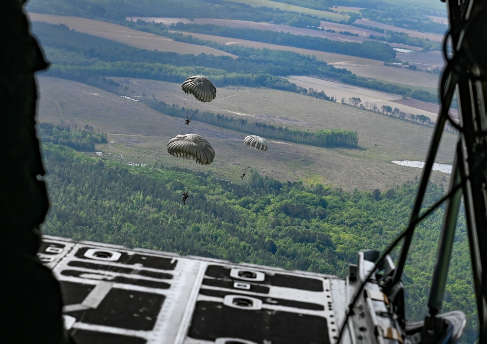 165th AW provides airlift for POMPOC