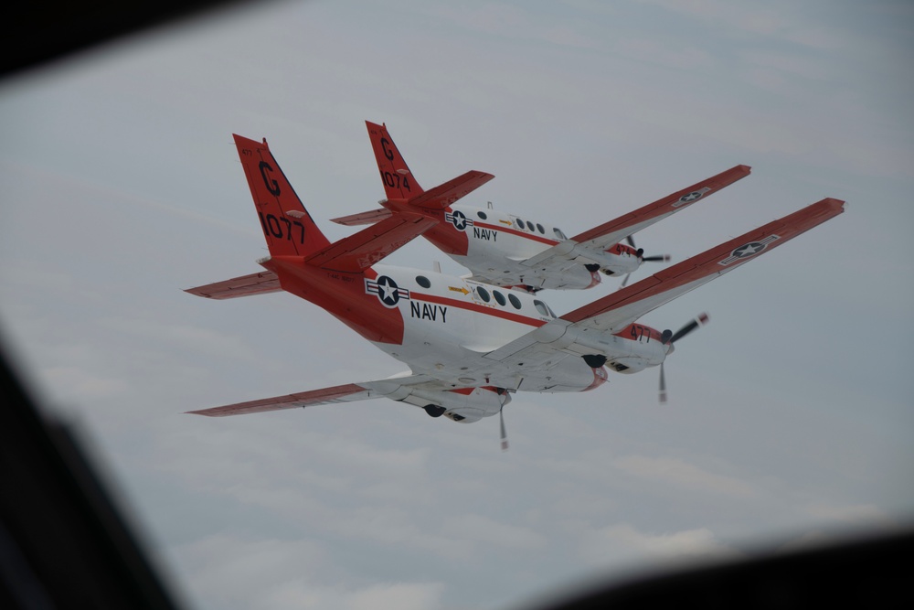 T-44C Pegasus formation flight