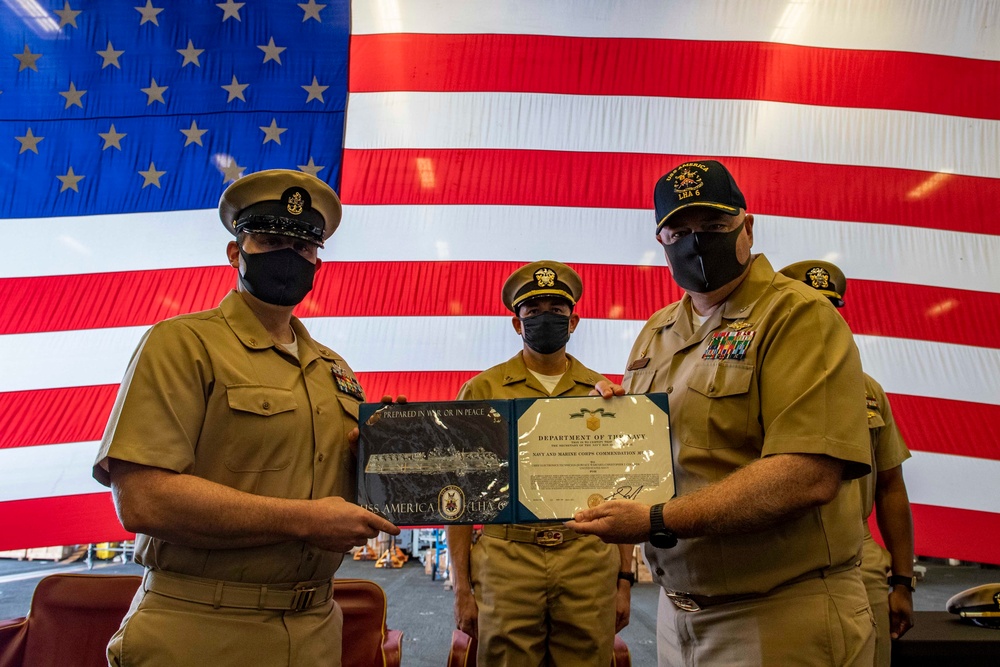 USS America (LHA 6) Conducts Commissioning Ceremony
