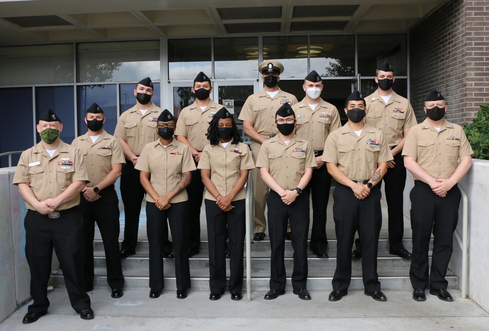IWTC San Diego Graduates 13 Fleet Sailors from the Journeyman Communications Course
