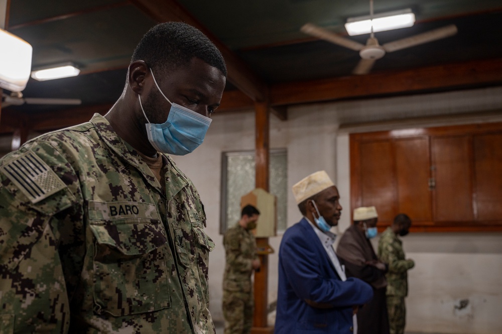 Djiboutian Cleric leads Ramadan prayers for CJTF-HOA military members