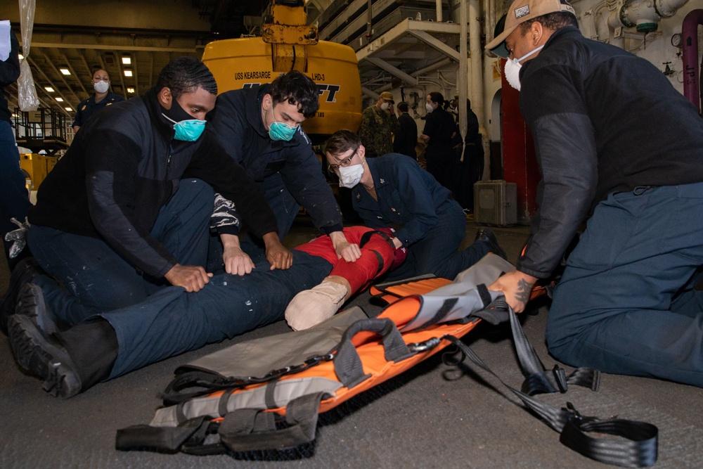 Kearsarge Conducts a Mass Causality Training Exercise