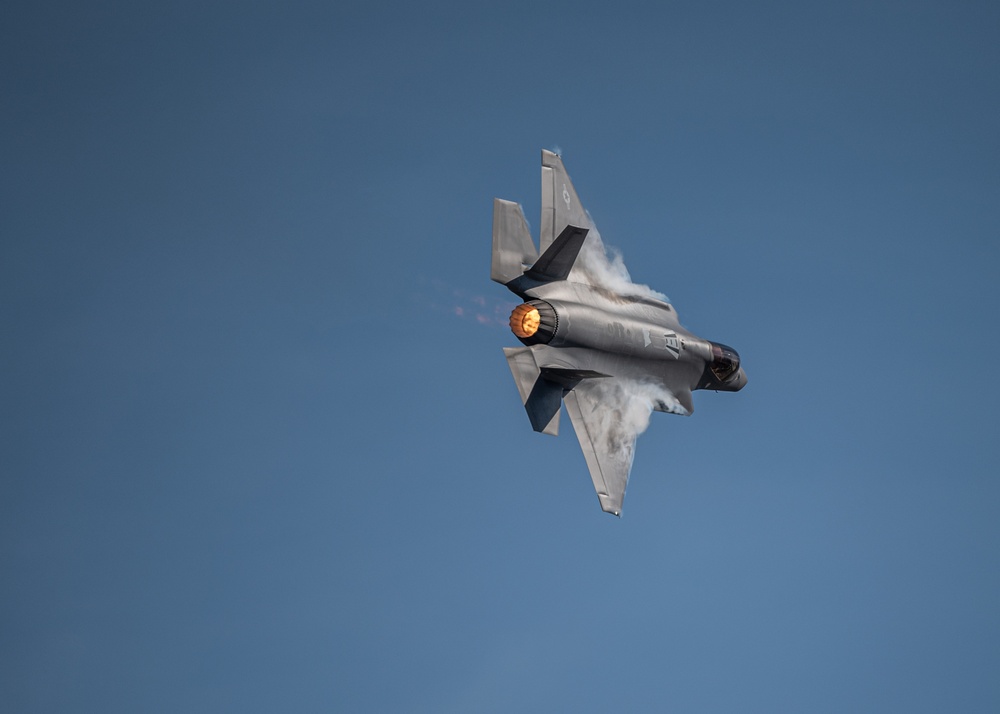 F-35 Demo Team rocks Utah skies for April practices