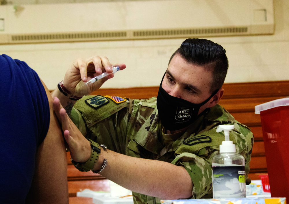 Michigan National Guard vaccinates Bangor residents