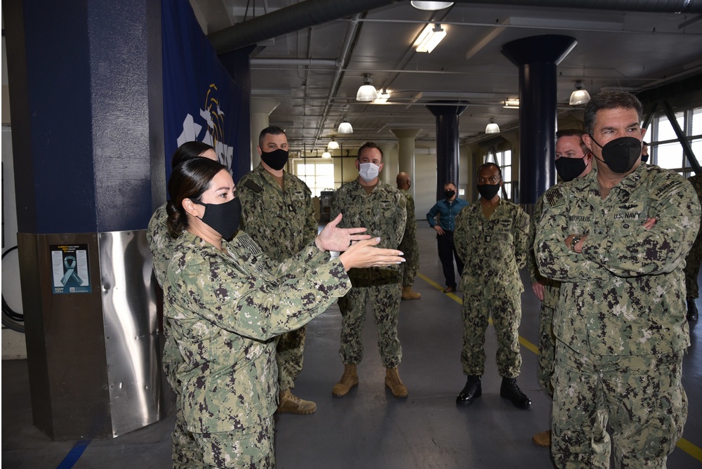 Commander of Naval Supply Systems Command visits San Diego-based Sailors and civilian employees