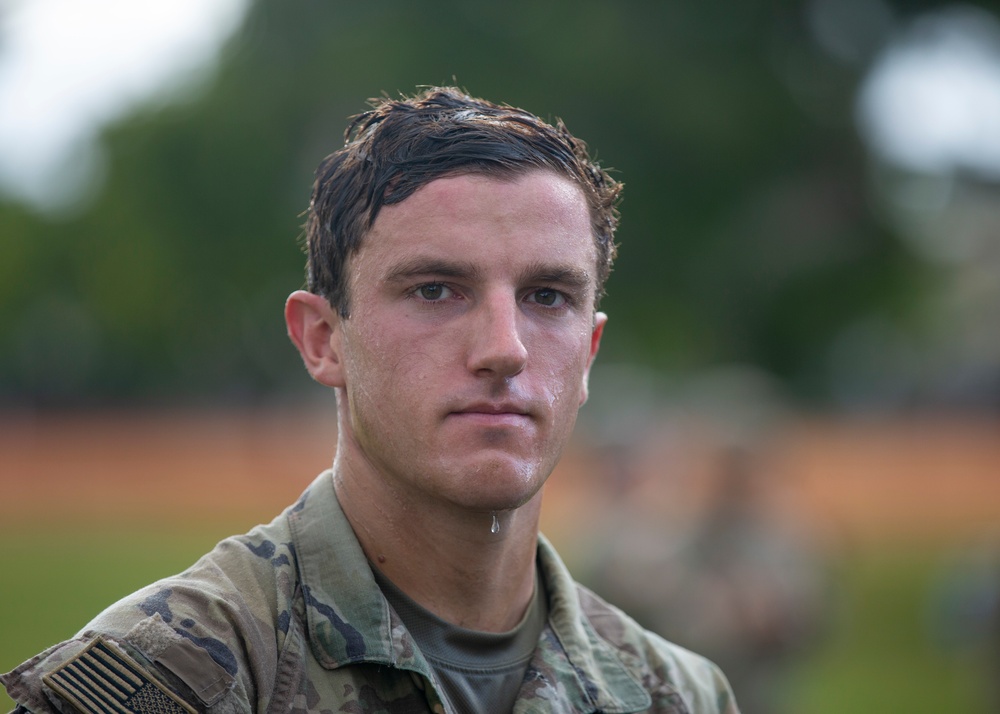 25th ID Light Fighters earn EIB/ESB