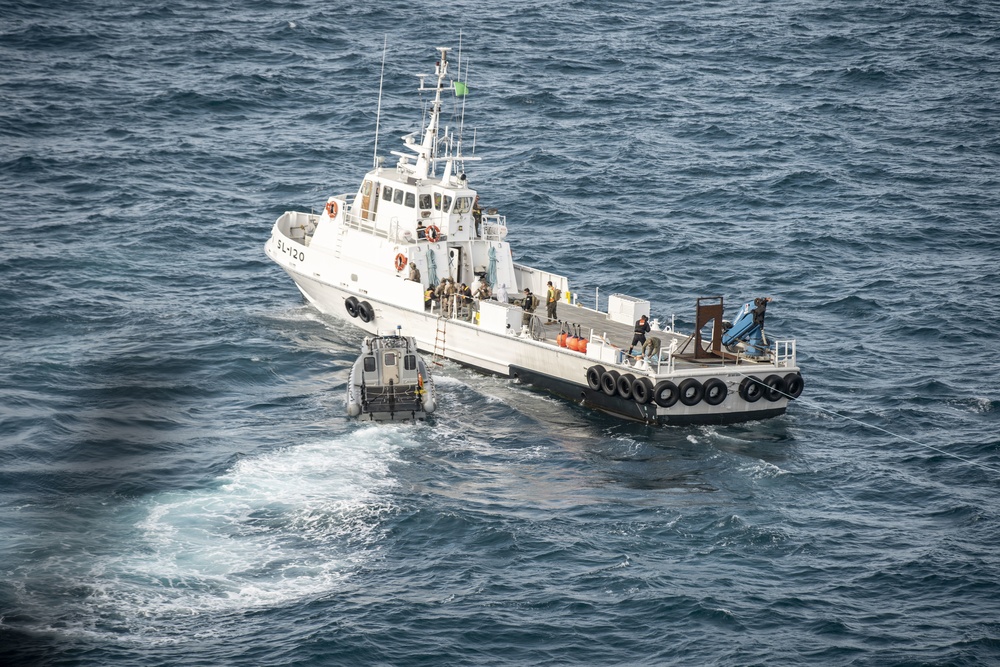 11th MEU ADRD Conducts Simulated VBSS Mission