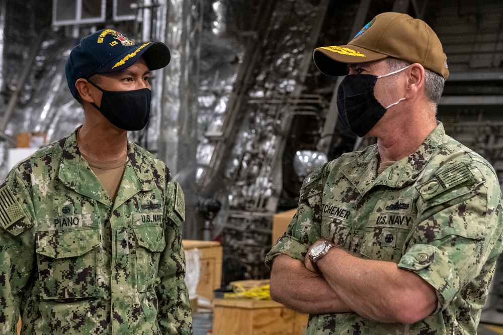 Vice Adm. Kitchener Visits USS Gabrielle Giffords