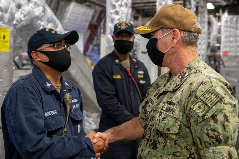 Vice Adm. Kitchener Visits USS Gabrielle Giffords