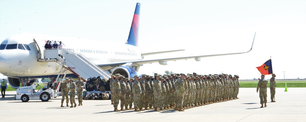 Illinois Army National Guard Soldiers Return From Ukraine