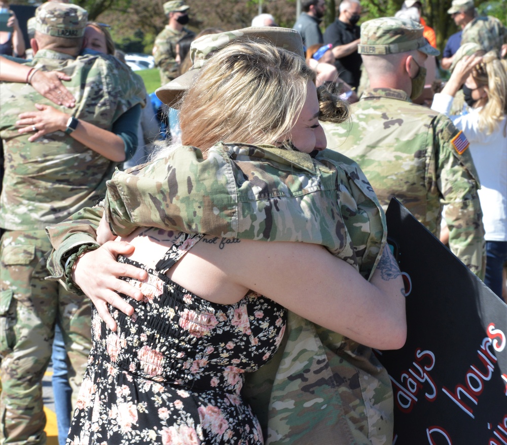 Illinois Army National Guard Soldiers Return From Ukraine