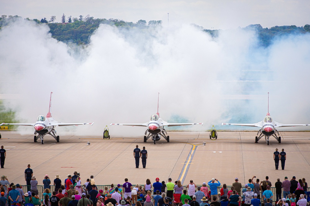 Sound of Speed Airshow flies for the community
