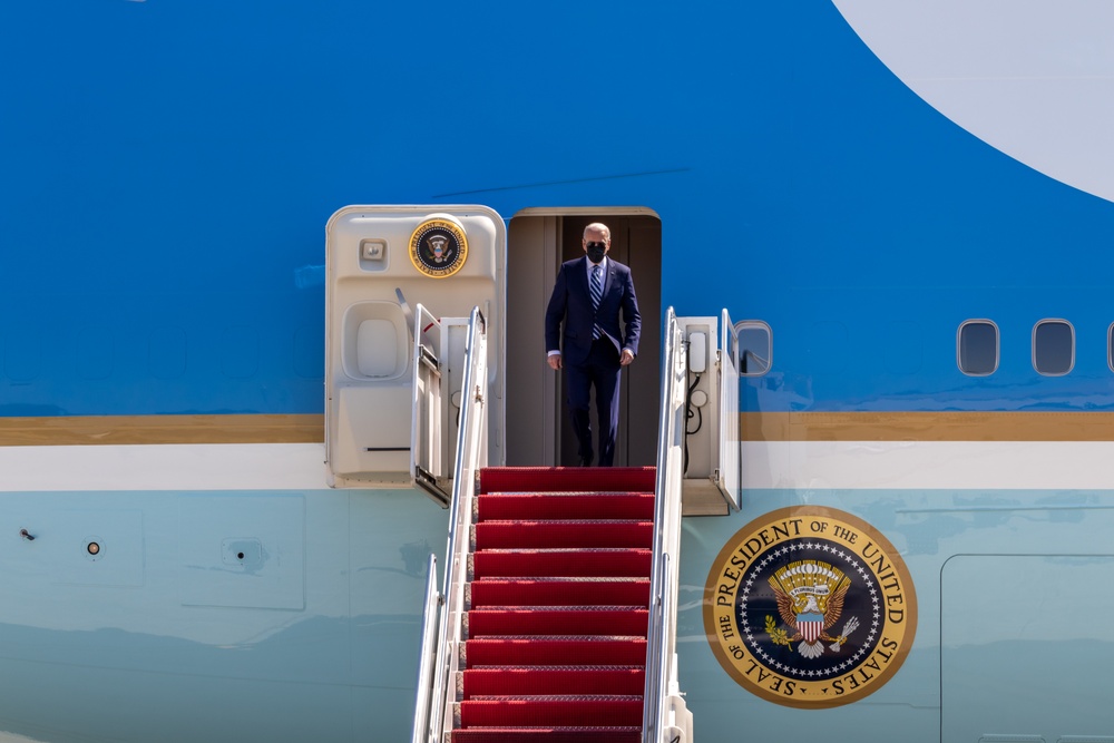 State Governor, R.I. National Guard leaders welcome President Biden to Rhode Island