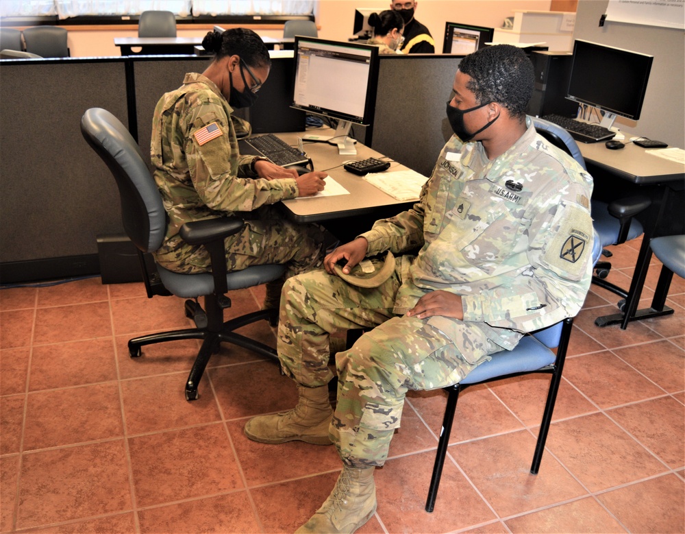 JRTC and Fort Polk Soldiers line up for COVID-19 Vaccine