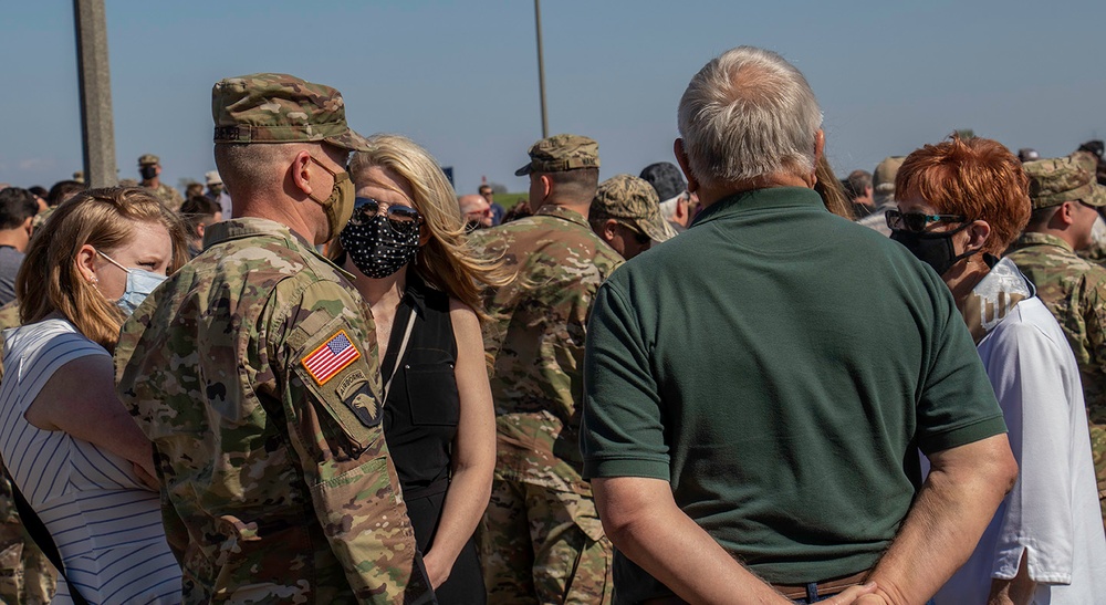 Illinois Army National Guard Soldiers Return From Ukraine