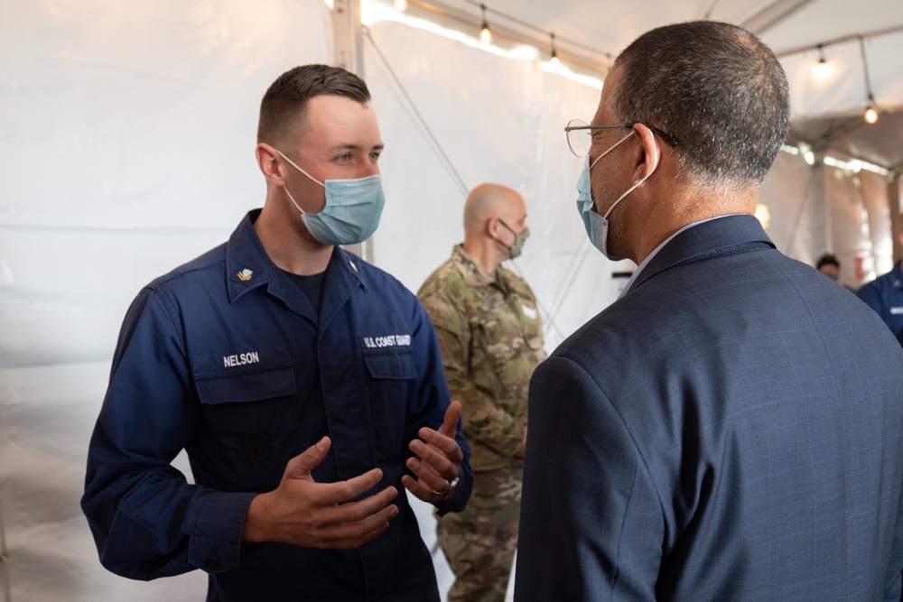 Congressman Brown visits service members assisting FEMA at the Greenbelt Metro CVC