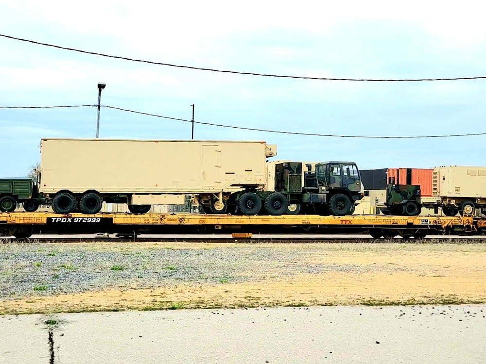 Fort McCoy supports rail movement for deploying Army units