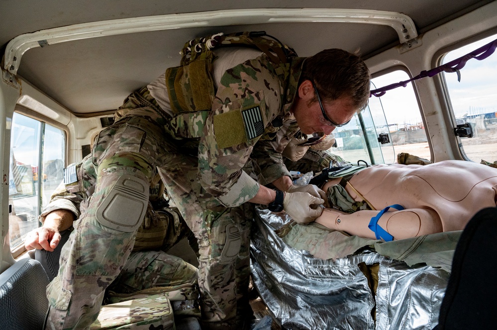 DVIDS - Images - PJs perform PR medical training [Image 11 of 14]