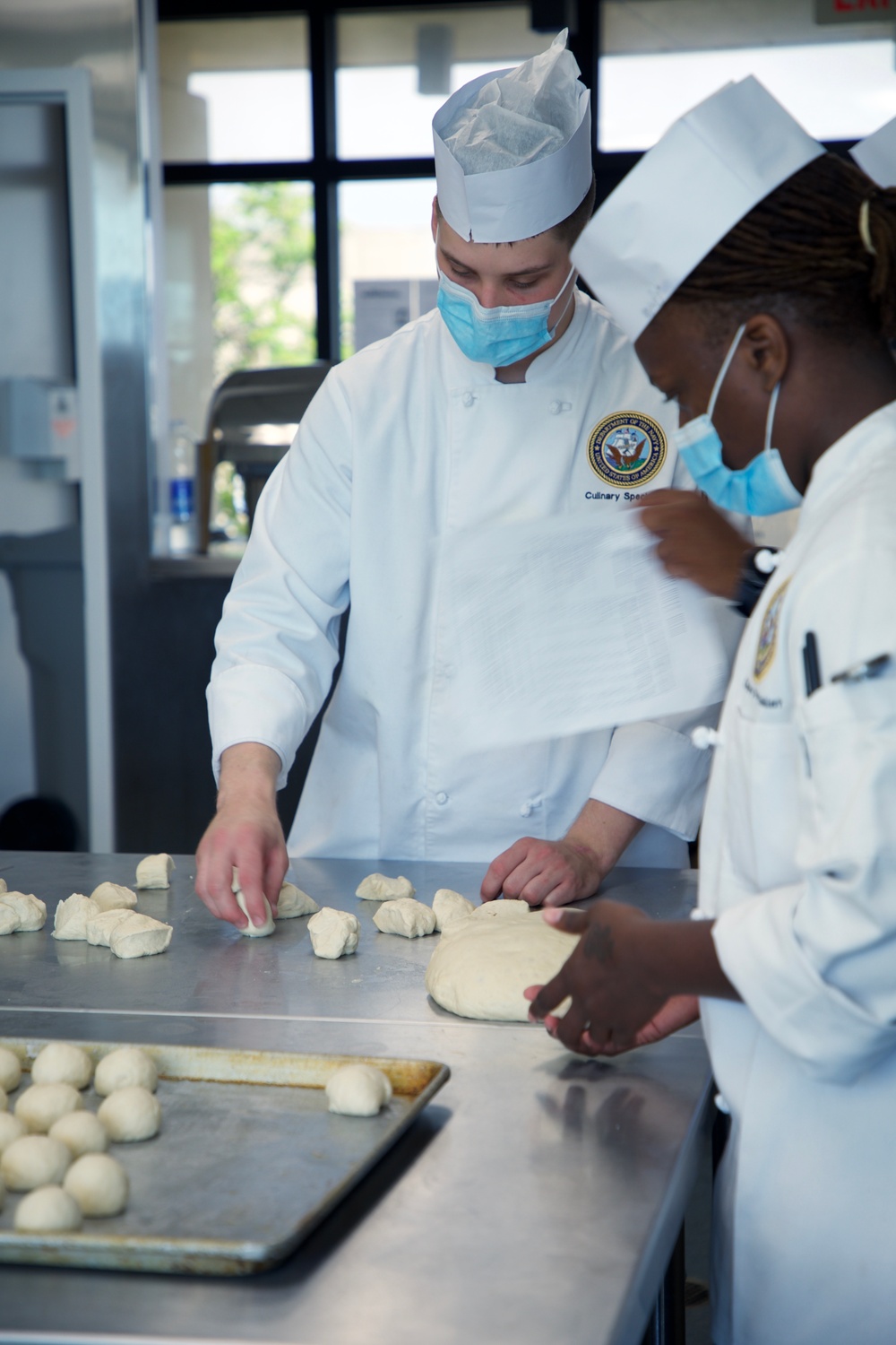 NAVSUP FLC Jacksonville Navy Food Management Team Resumes In-Person Training