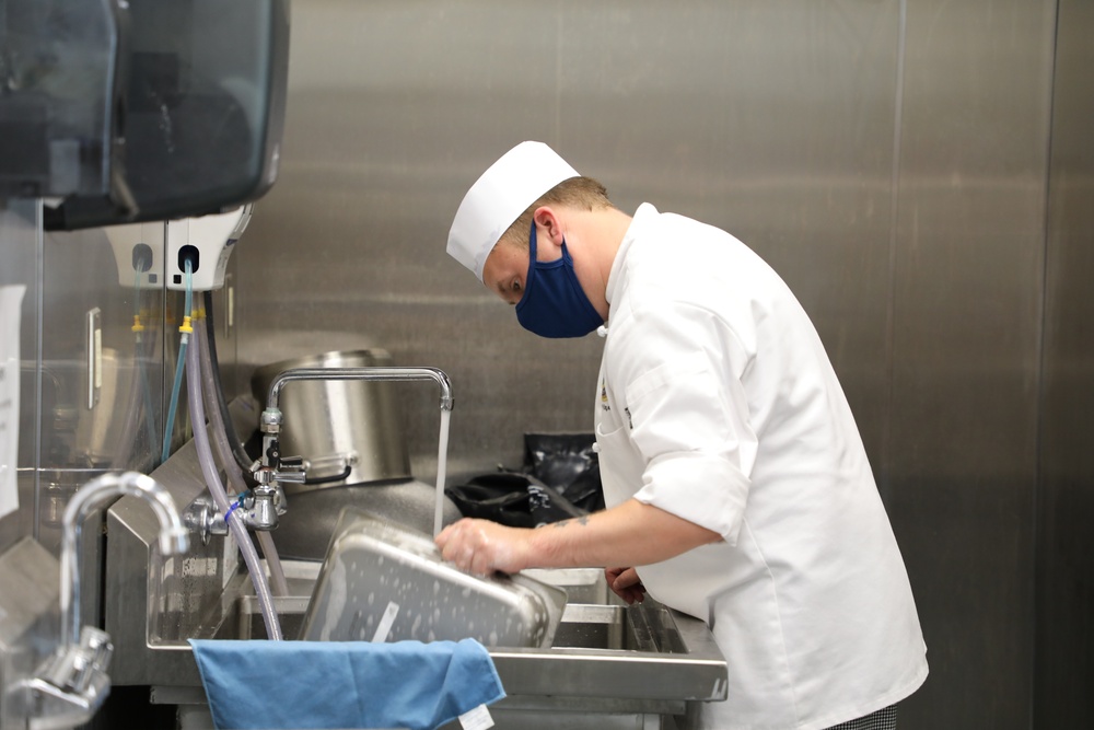 NAVSUP FLC Jacksonville Navy Food Management Team resumes in-person training