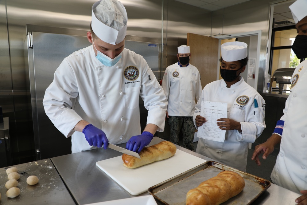 NAVSUP FLC Jacksonville Navy Food Management Team Resumes In-Person Training