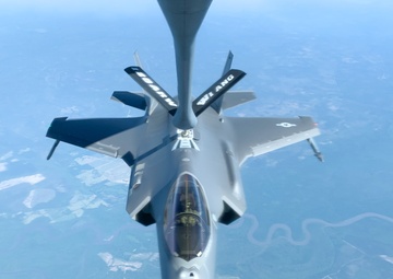 128th ARW Participates in Exercise Arctic Thaw 2021