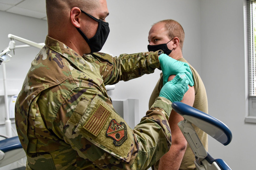 COVID-19 Vaccinations during Tennessee Air National Guard unit training assembly