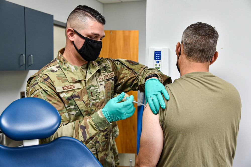 COVID-19 Vaccinations during Tennessee Air National Guard unit training assembly