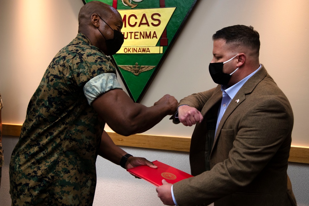 MCAS Futenma civilian receives Security and Emergency Services Civilian Marine of the Year Award