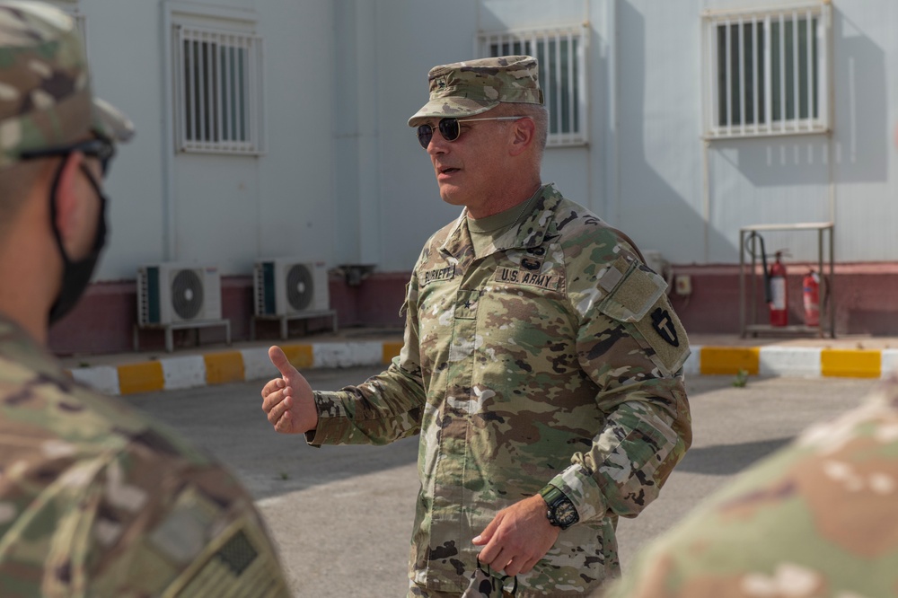 Soldiers Earn Texas' T-Patch For Right Sleeve