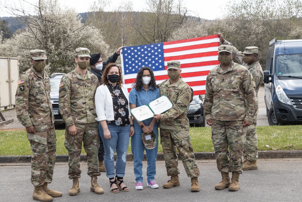 SFC Gonzalessouquon Re-enlistment