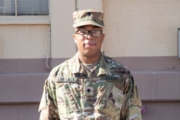 Cape Girardeau, Missouri native and 647th Regional Support Group (Forward) Soldier re-enlists in the United States Army Reserve
