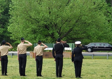 POTUS Visits York High School NJROTC Cadets