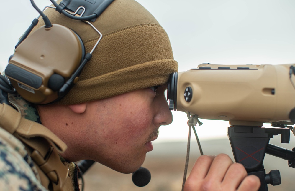 11th MEU Marines Coordinate Naval Fires with USS Kidd